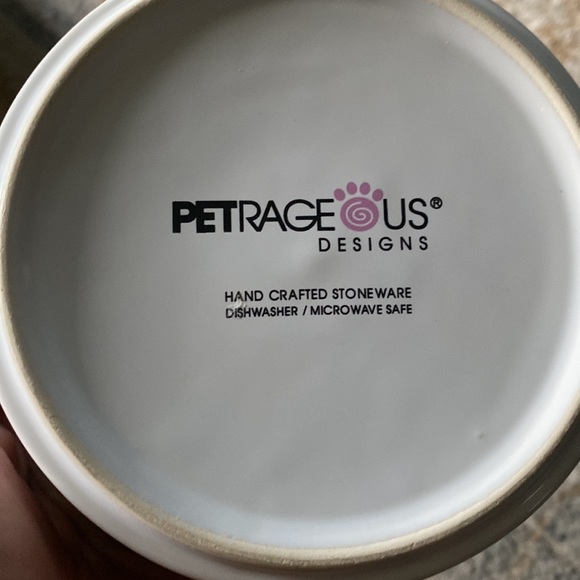 Petrageous dog dish - Picture 3 of 3